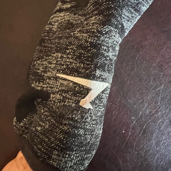 Gymshark Adapt Camo Seamless Crop - Picture 4 of 4